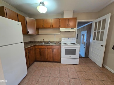 1808 Tee Dee St, Raleigh, NC 27610 - photo 5