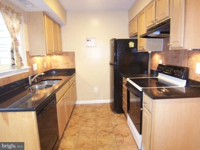 86 Sudbury Square, Sterling, VA 20164 - photo 5