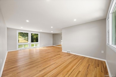 24 Stony Run Rd, Newburgh, NY 12550 - photo 7