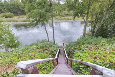 Steps to the River