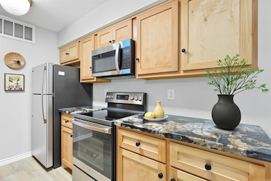 12955 Woodforest Blvd unit 19, Houston, TX 77015 - photo 4