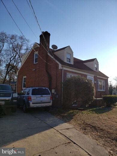 5511 Kennedy St, Riverdale, MD 20737 - photo 2