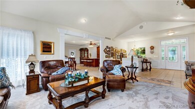 Inviting entry into open living/dining and kitchen