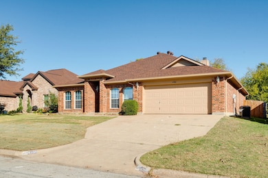 4700 Saint Thomas Place, Fort Worth, TX 76135 - photo 2