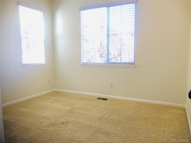 10565 Laurelglen Cir, Highlands Ranch, CO 80130 - photo 4