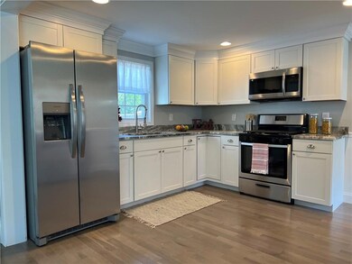 30 Observatory Rd, Warwick, RI 02888 - photo 4