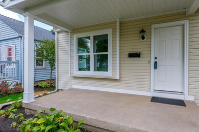 257 E Jeffrey