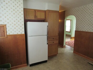 Brand new cabinets and ceramic tile floor! All app