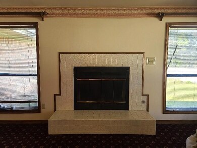 401 Oakview Dr, Nacogdoches, TX 75965 - photo 4