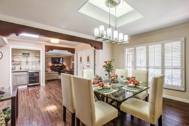 007_Formal Dining Room