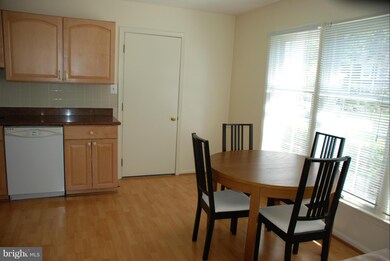 6 Turnham Ct, Gaithersburg, MD 20878 - photo 7