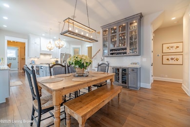 308 Kirkwood Glen Cir, Louisville, KY 40207 - photo 7