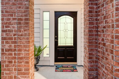 Welcome home! This beauty is ready for move in.