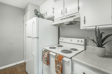 900 Mountain Creek Rd. Unit A15 HD-8