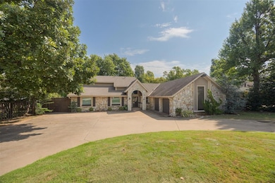 6108 Oak Tree Rd, Edmond, OK 73025 - photo 2