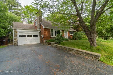 25 Charles Blvd Delmar NY mls-52