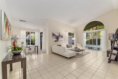 13909 Palm Grove Living Area