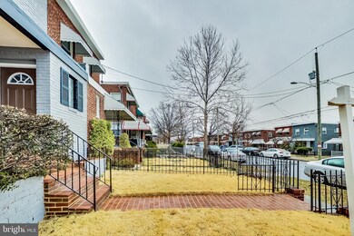 734 Oglethorpe St NE, Washington, DC 20011 - photo 4