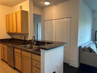 6001 SW 70th St unit 551, South Miami, FL 33143 - photo 4