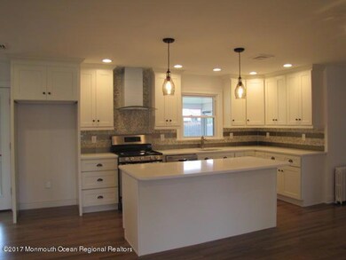 128 Wyncrest Rd, Marlboro, NJ 07746 - photo 4