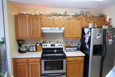 639 Millcrest Dr unit 639A, Marysville, OH 43040 - photo 4