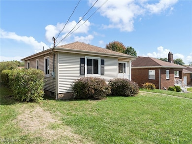 336 N 10th St, Weirton, WV 26062 - photo 3
