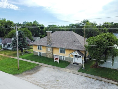 8 N Fulton St, Butler, MO 64730 - photo 2