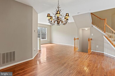 7308 Rocky Creek Dr, Columbia, MD 21046 - photo 5