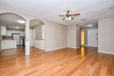 9507 Kell Cir, Houston, TX 77040 - photo 6