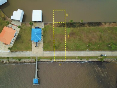 404 Bayview Dr, Cypremort Point, LA 70538 - photo 4