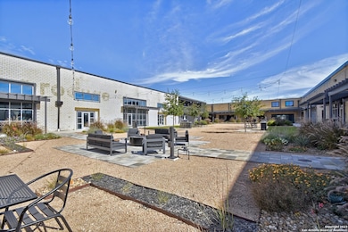 215 Coca Cola Place unit 302, San Antonio, TX 78219 - photo 4