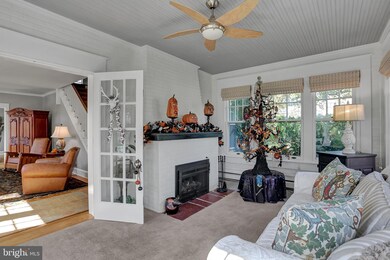 329 E Walnut St, Reading, PA 19607 - photo 6