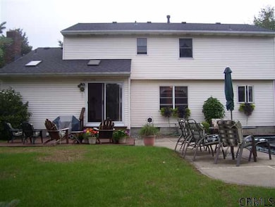 10 Huntleigh Dr, Albany, NY 12211 - photo 2