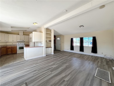 4850 Pontiac Cir, Pahrump, NV 89048 - photo 4