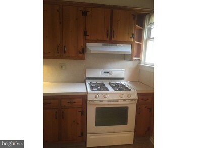 110 Whitman Ave, Collingswood, NJ 08108 - photo 5