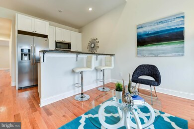 332 18th Place NE unit 3, Washington, DC 20002 - photo 5