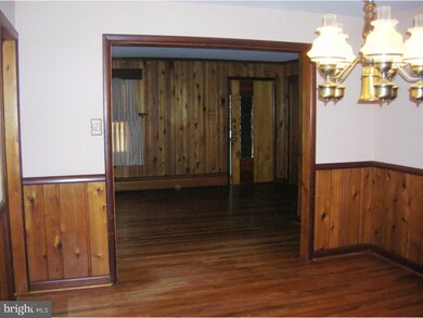 131 Mohawk Trail, Medford, NJ 08055 - photo 4