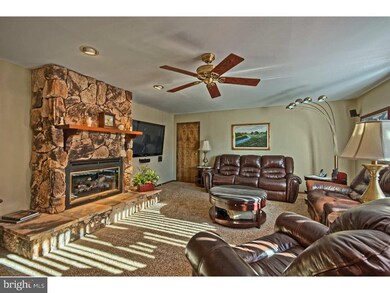 125 Barry Ct, Mantua, NJ 08051 - photo 4