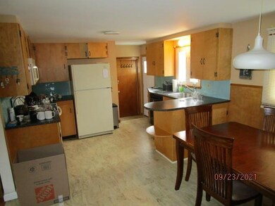 27 Ellison St, Cranston, RI 02920 - photo 5