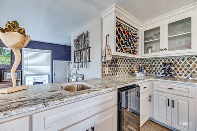 Wine and wet bar