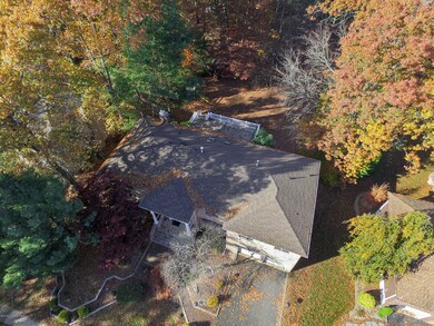 24 Vista Dr, Morganville, NJ 07751 - photo 4