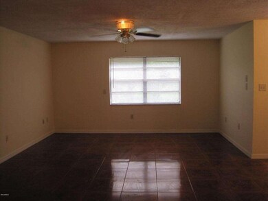 2living area