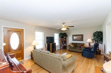 2623 Gold Rush Dr, Lincolnton, NC 28092 - photo 2