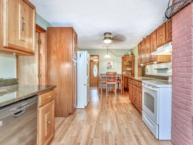 7 Jacobs St, Wilmington, MA 01887 - photo 5