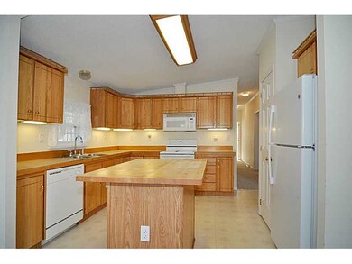 405 Leisure Dr, Wakefield, RI 02879 - photo 5