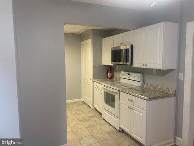 54 Lupton Ave, Woodbury, NJ 08096 - photo 5