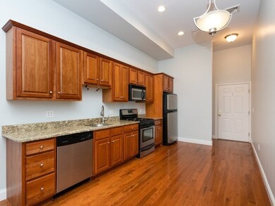 195 Washington Ave unit 2, Chelsea, MA 02150 - photo 2