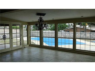 10852 Sombra Verde Dr, El Paso, TX 79935 - photo 4