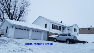 102 Reservoir St, Potosi, WI 53820 - photo 2