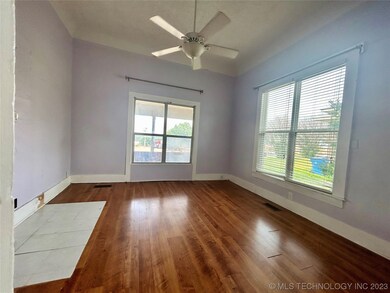 527 E Washington Ave, McAlester, OK 74501 - photo 5